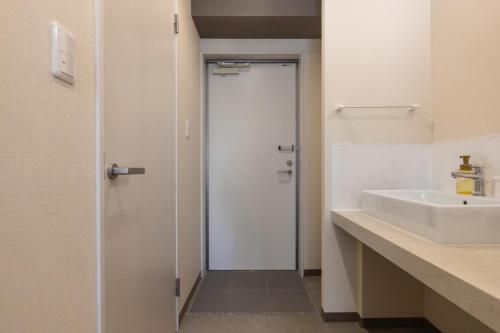 mr kinjo in haibisu nishimachi