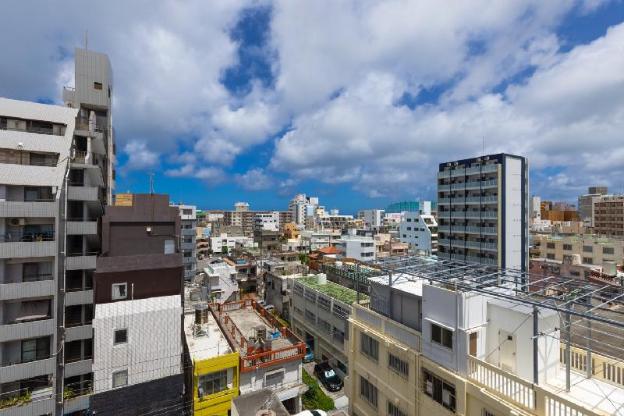 mr kinjo in haibisu nishimachi