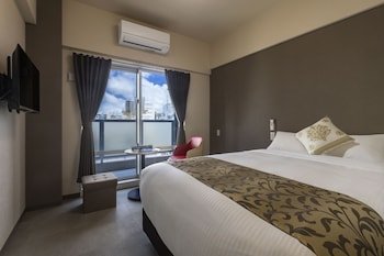 mr kinjo in haibisu nishimachi