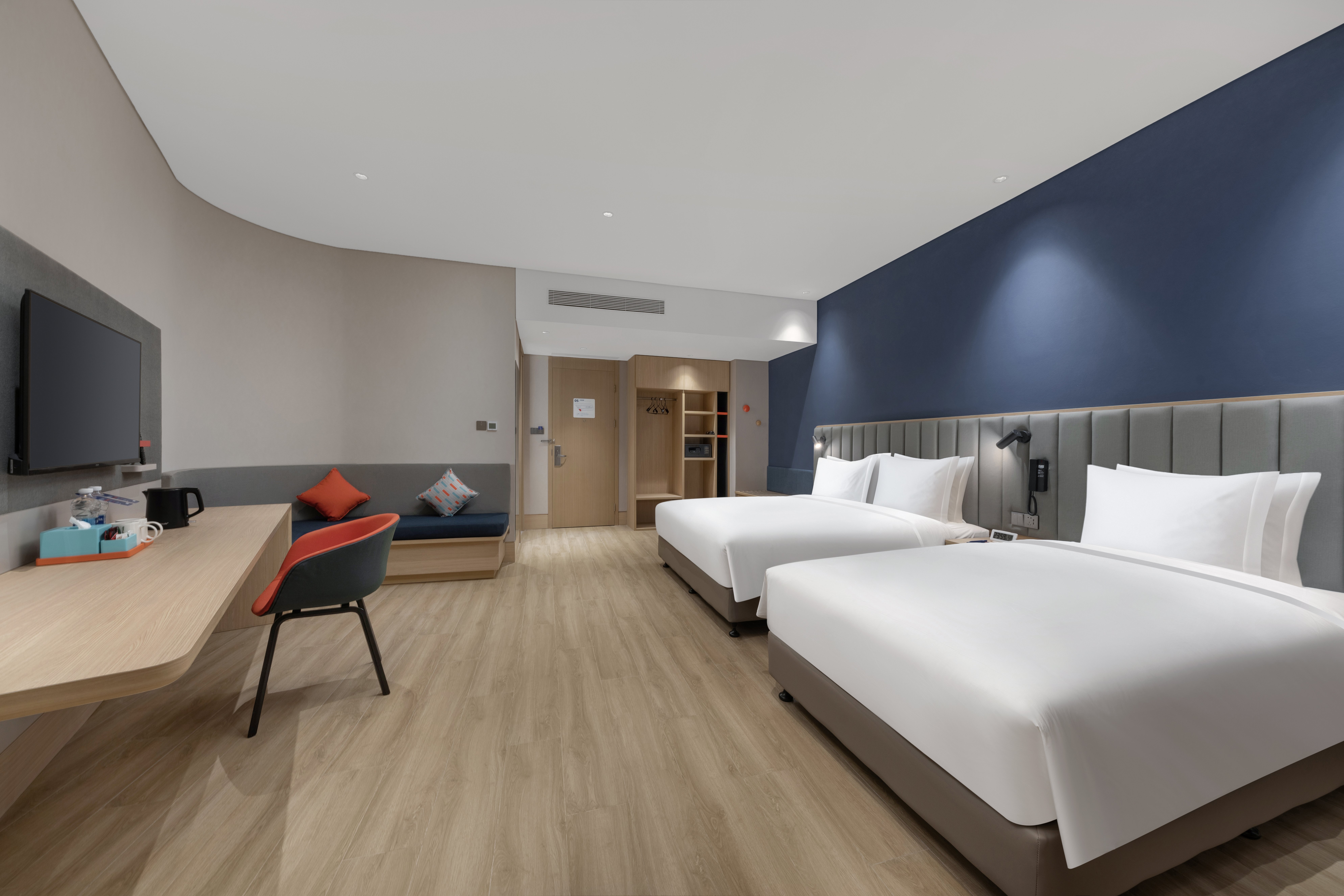 holiday inn express changchun ecological square an ihg hotel