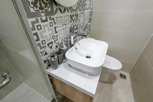 cozrum homes summers house