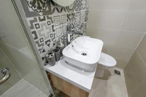 cozrum homes summers house