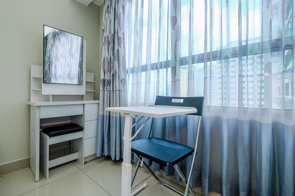 nice and comfy studio at springlake summarecon apartment
