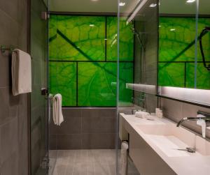 al khoory courtyard hotel