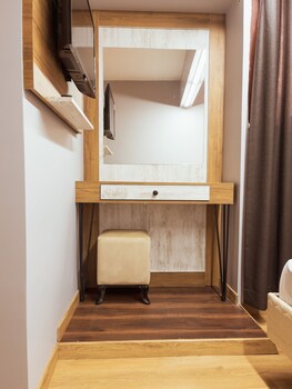 lumina boutique hotel