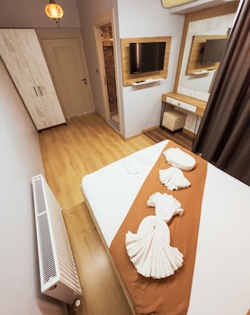 lumina boutique hotel