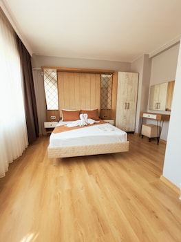 lumina boutique hotel