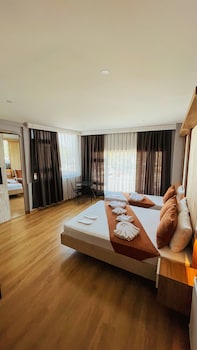 lumina boutique hotel