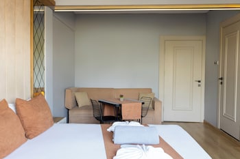 lumina boutique hotel