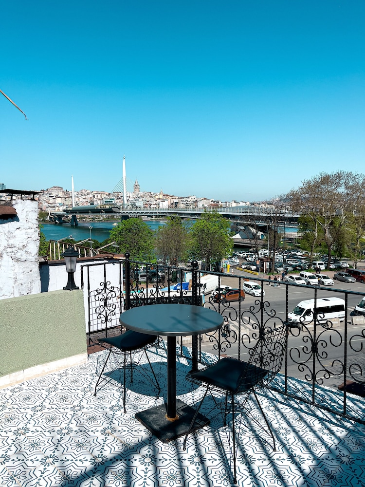 lumina boutique hotel