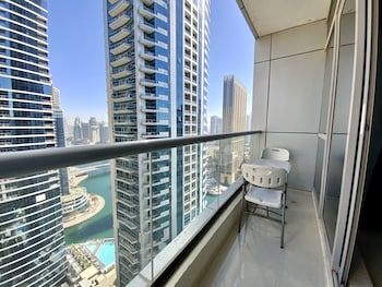tms charming 1bed in dubai marina