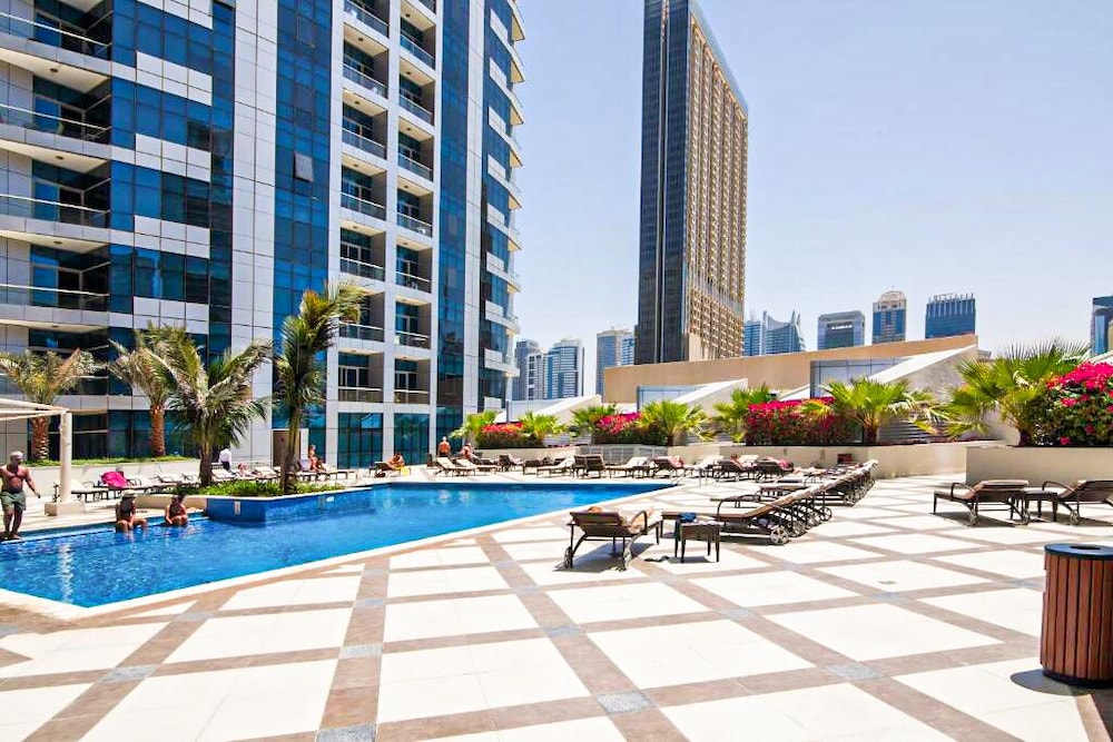 tms charming 1bed in dubai marina