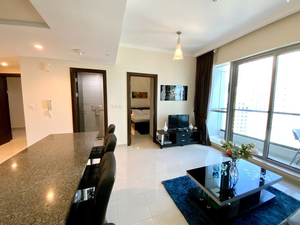 tms charming 1bed in dubai marina