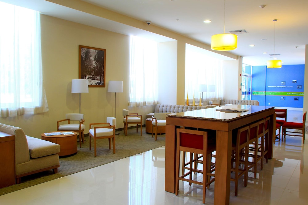 hampton inn by hilton guadalajara expo