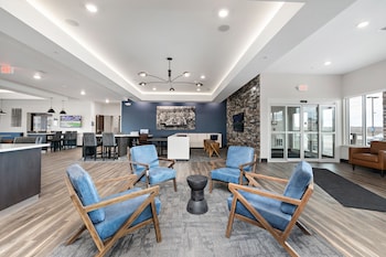 creekside hotel parkville
