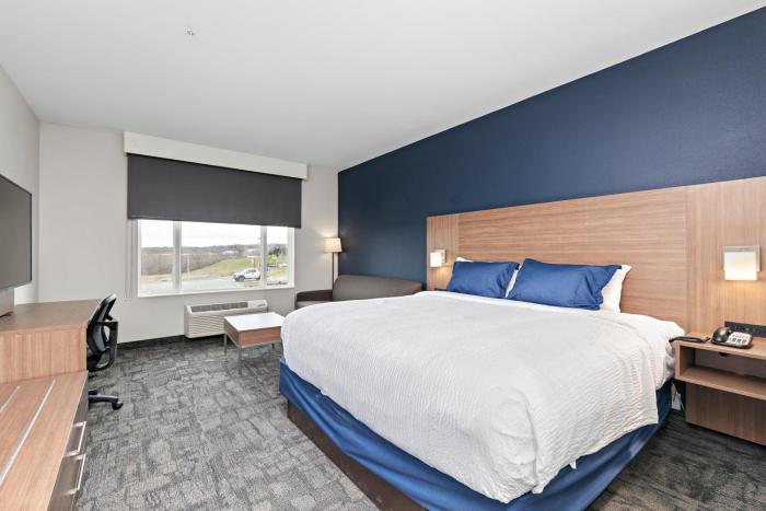 creekside hotel parkville