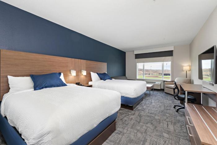 creekside hotel parkville