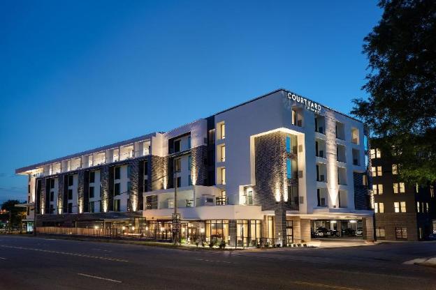 courtyard by marriott richmond scotts addition