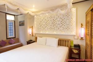 hoi an pho library hotel