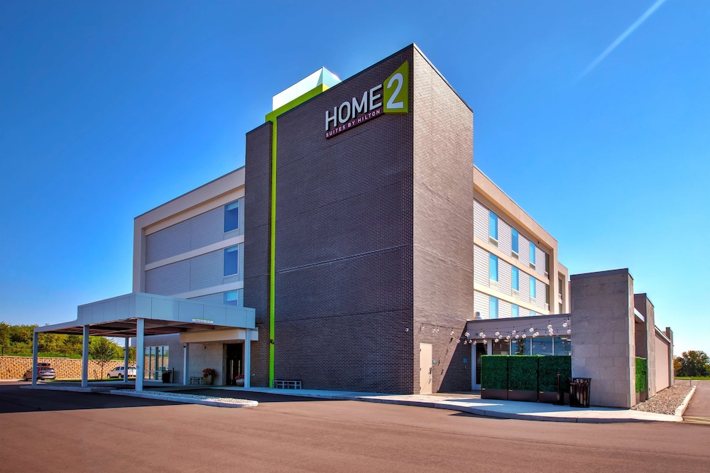 home2 suites by hilton grand rapids south