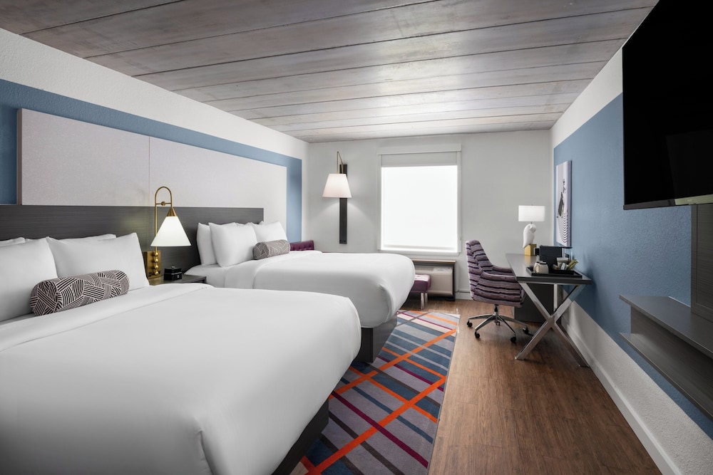 aggieland boutique hotel