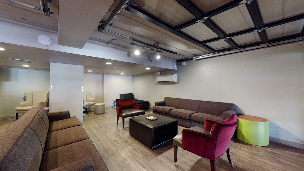 aggieland boutique hotel