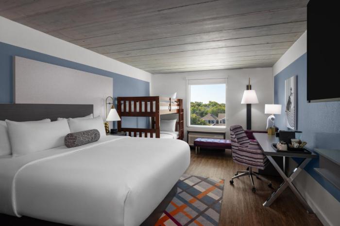 aggieland boutique hotel