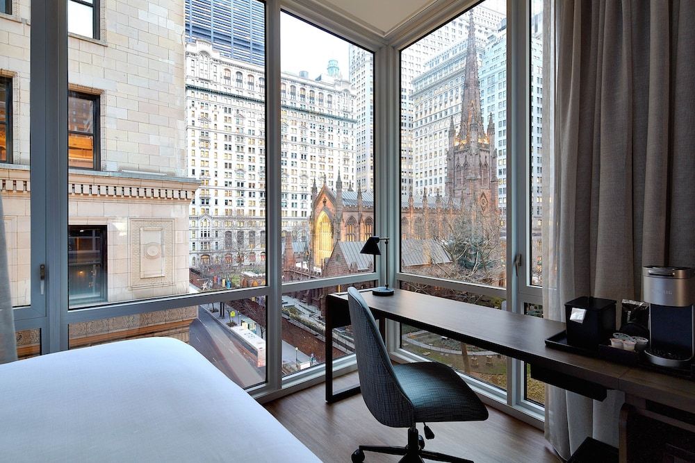 hotel indigo world trade center