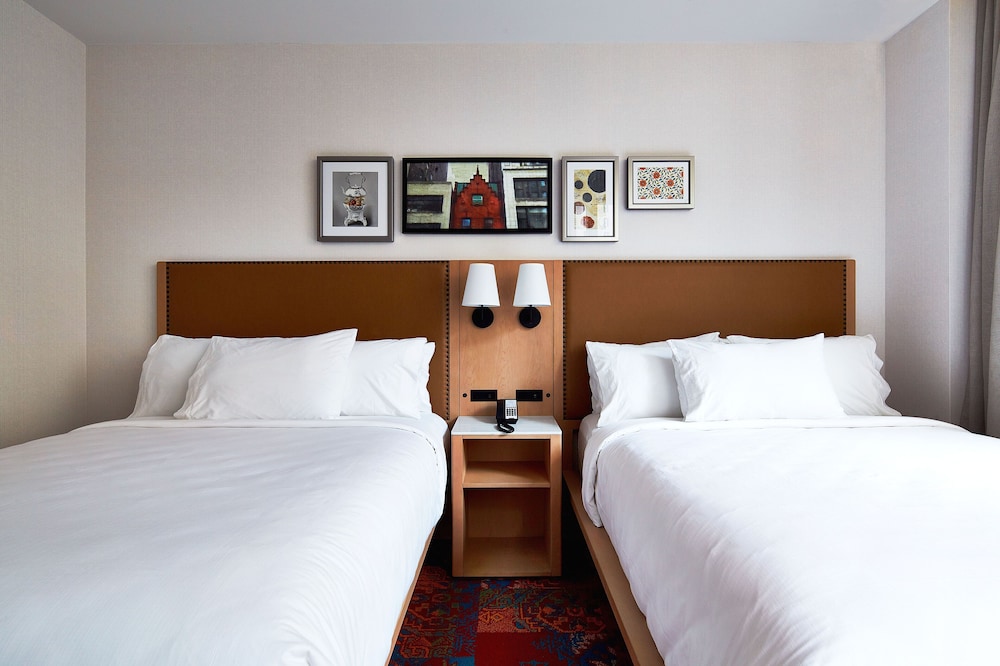 hotel indigo world trade center