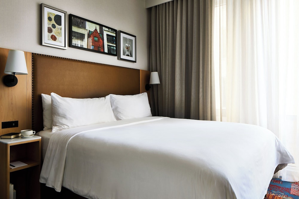 hotel indigo world trade center