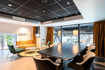 best western m treize paris asnieres