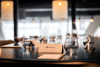 best western m treize paris asnieres