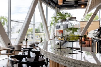 best western m treize paris asnieres