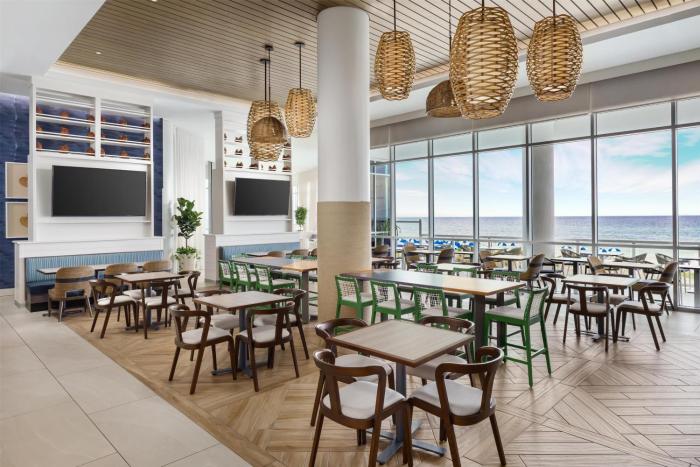 hyatt place panama city beach