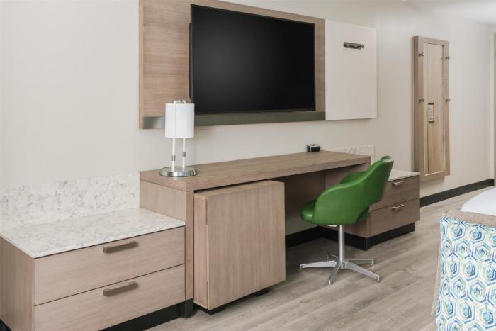 hyatt place panama city beach