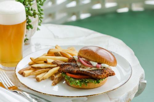 hyatt place panama city beach