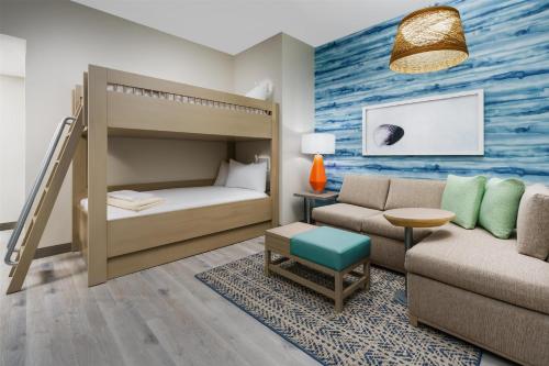 hyatt place panama city beach