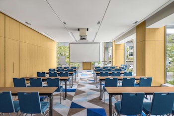 hyatt place new taipei city xinzhuang