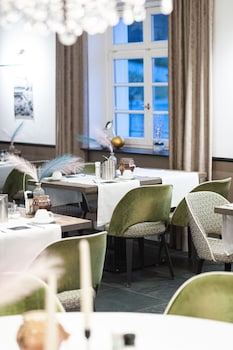 bernstein schlosshotel ballenstedt