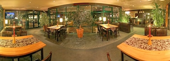 hotel and restaurant 5 linden