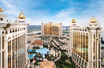 galaxy hotel