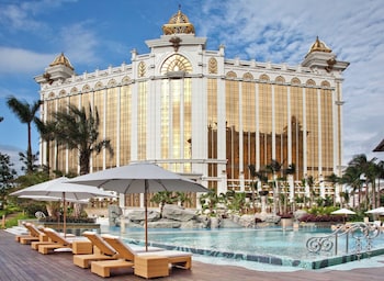 galaxy hotel