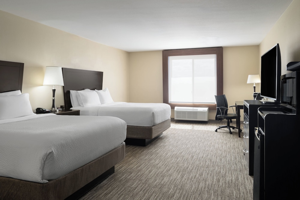 holiday inn express andsuites snyder by ihg