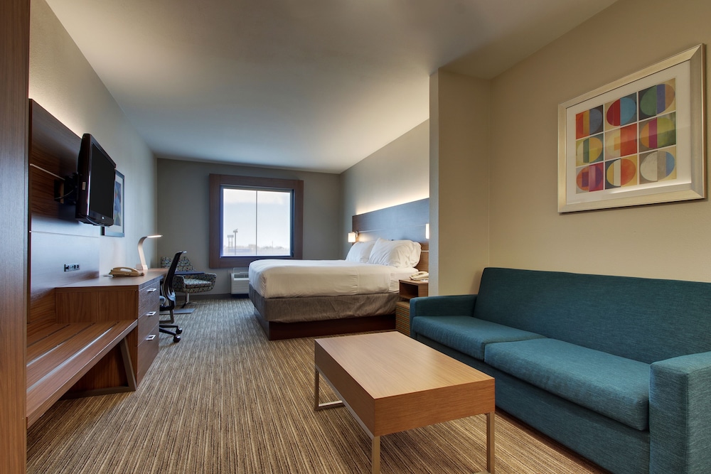 holiday inn express and suites vernon college area
