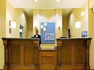 holiday inn express and suites vernon college area