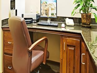 holiday inn express and suites vernon college area