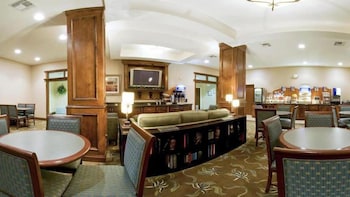 holiday inn express and suites vernon college area