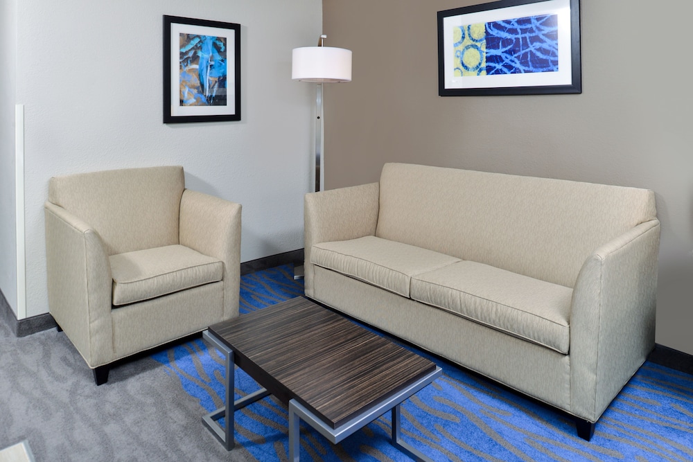holiday inn express st louis west ofallon by ihg