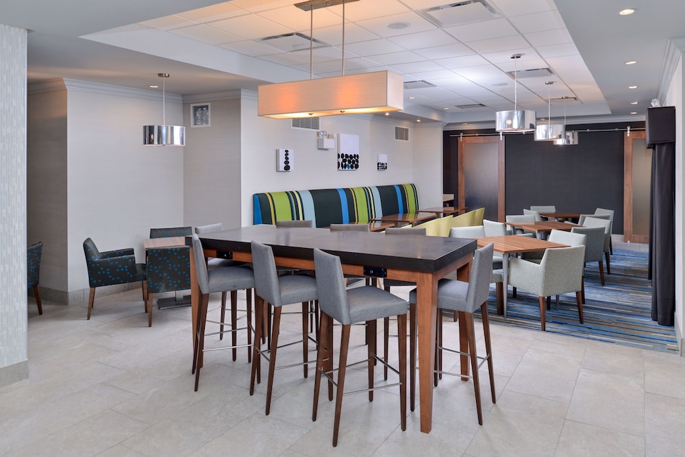 holiday inn express st louis west ofallon by ihg