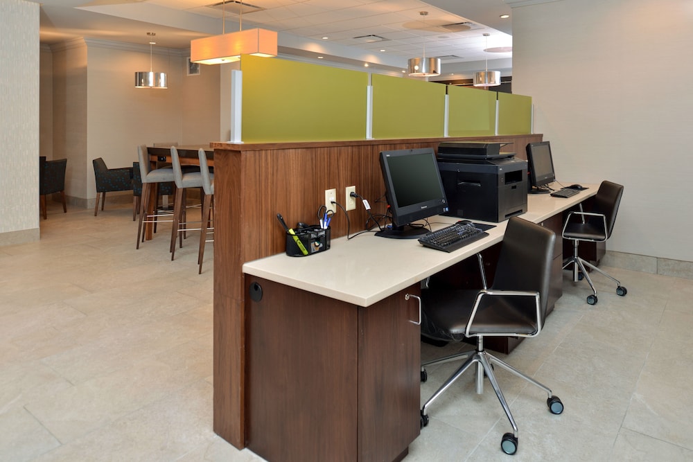 holiday inn express st louis west ofallon by ihg